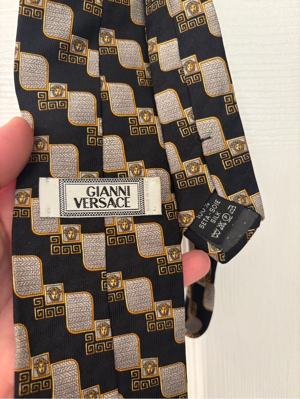 Gianni Versace Medusa Head Silk Tie - Picture 2 of 5